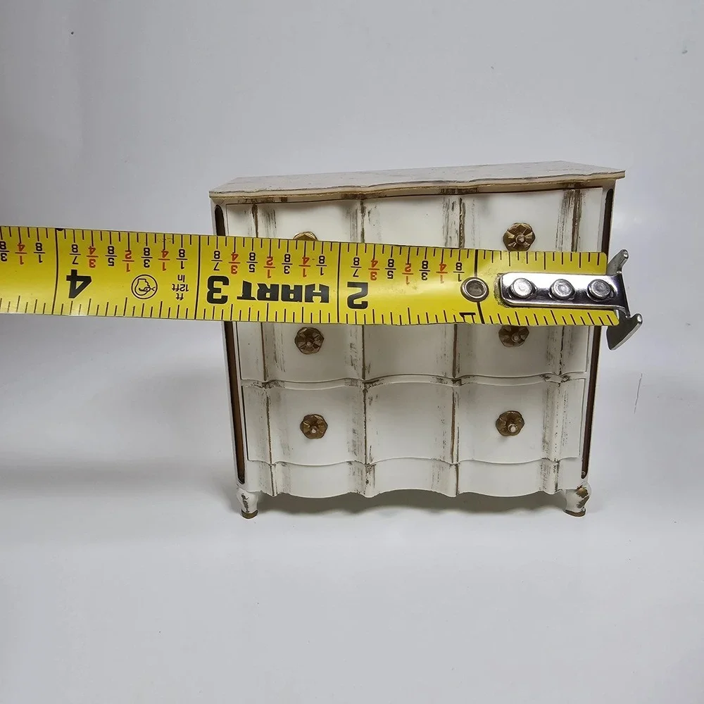Vintage Petite Princess Ideal Fantasy Dresser
